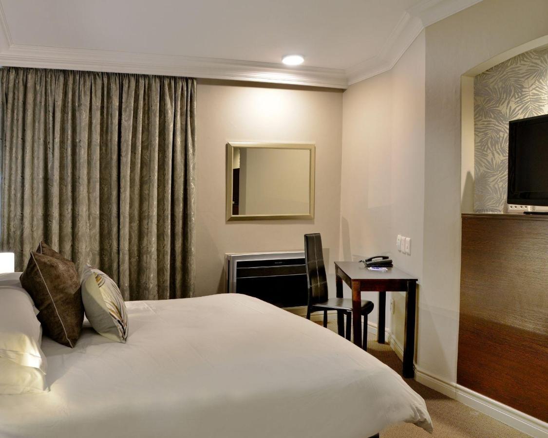 Anew Hotel Centurion Pretoria Экстерьер фото