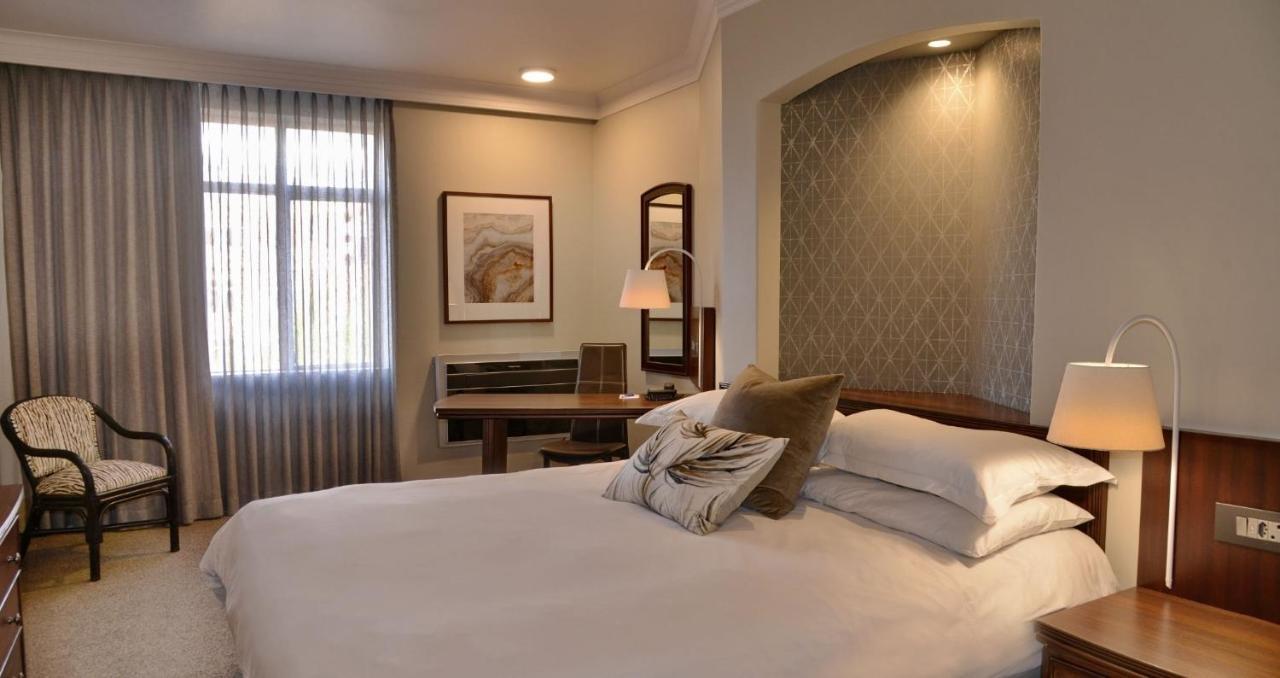 Anew Hotel Centurion Pretoria Экстерьер фото