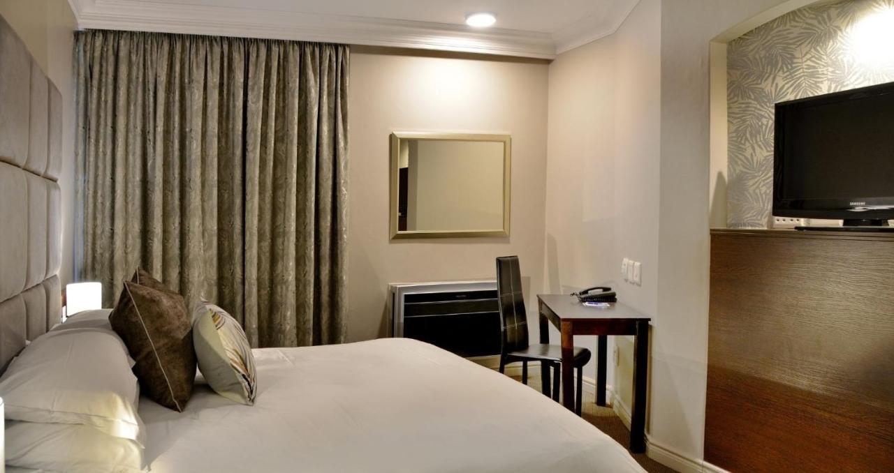 Anew Hotel Centurion Pretoria Экстерьер фото