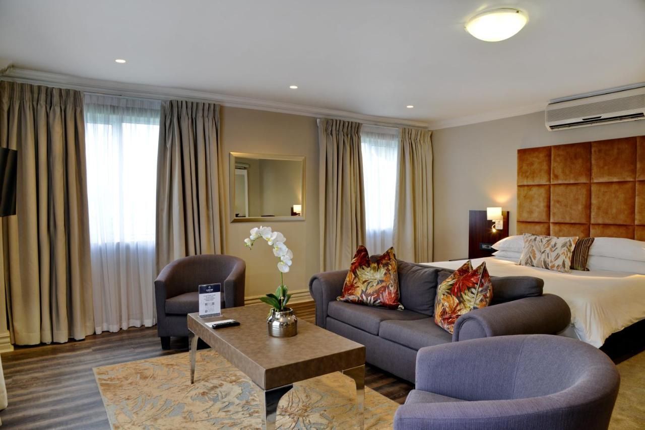 Anew Hotel Centurion Pretoria Экстерьер фото
