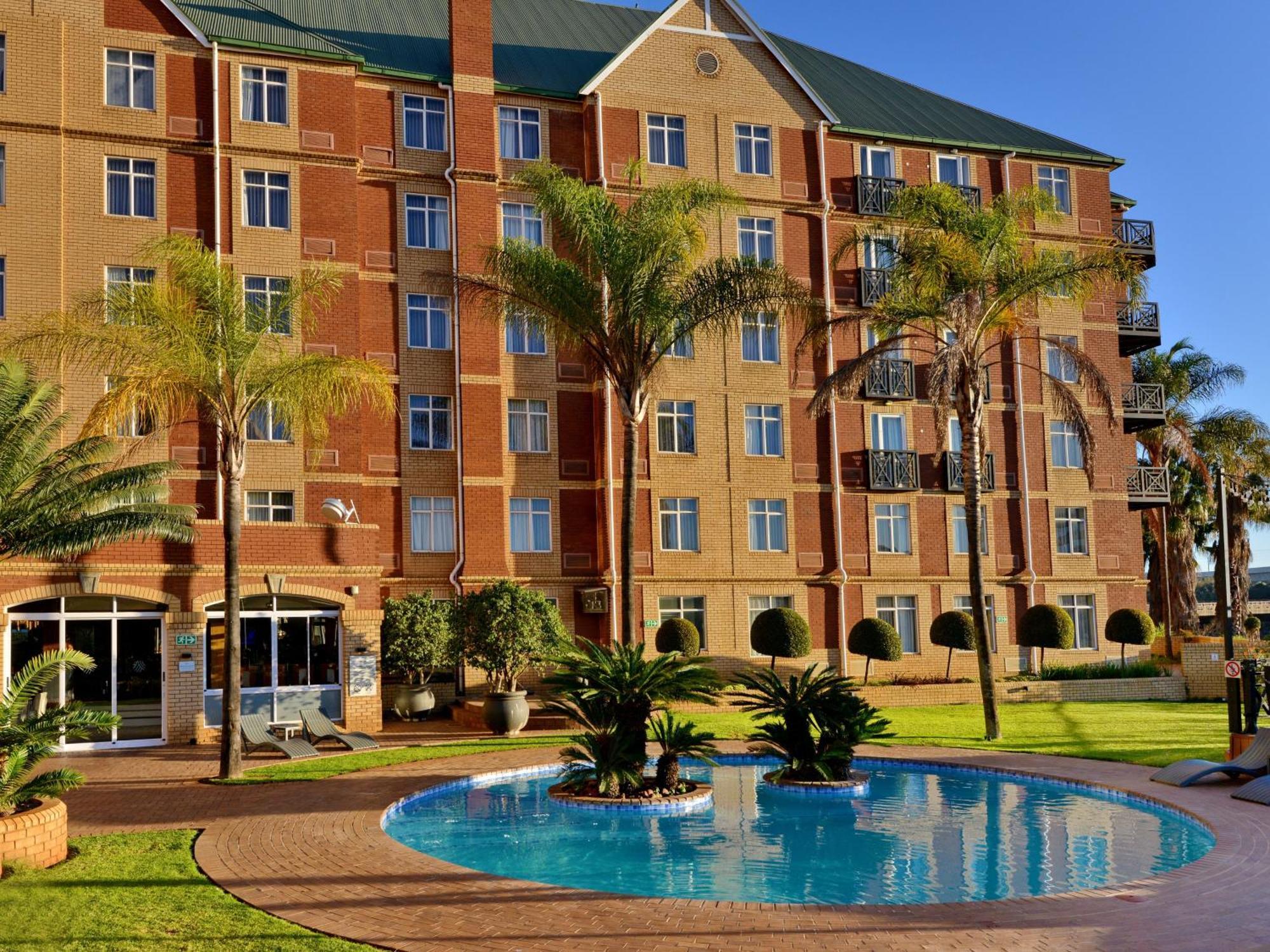 Anew Hotel Centurion Pretoria Экстерьер фото